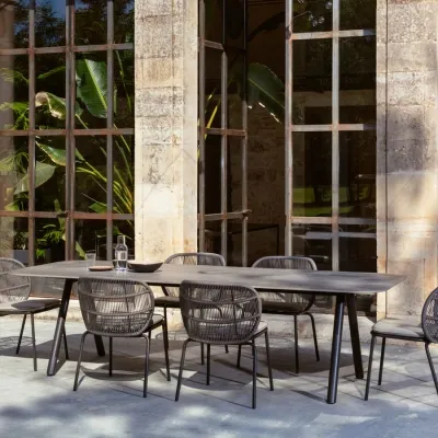 Обеденный стол Vincent Sheppard Kodo